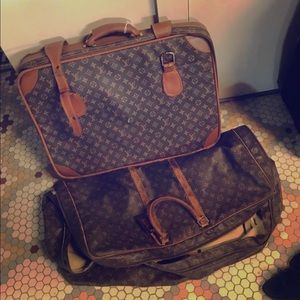 Amazing vintage authentic luggage byLouis Vuitton!